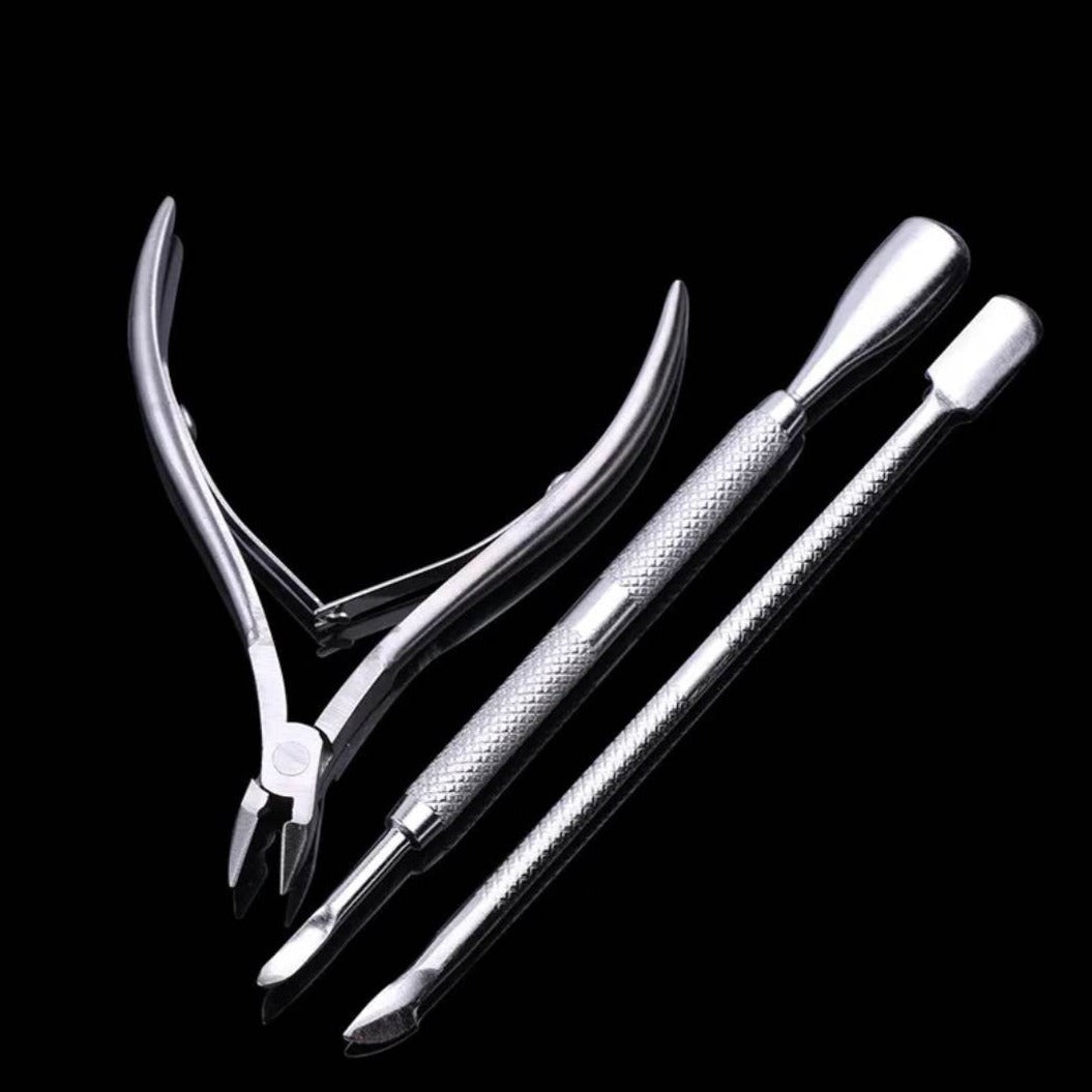 cuticle cutter and cuticle pushers 